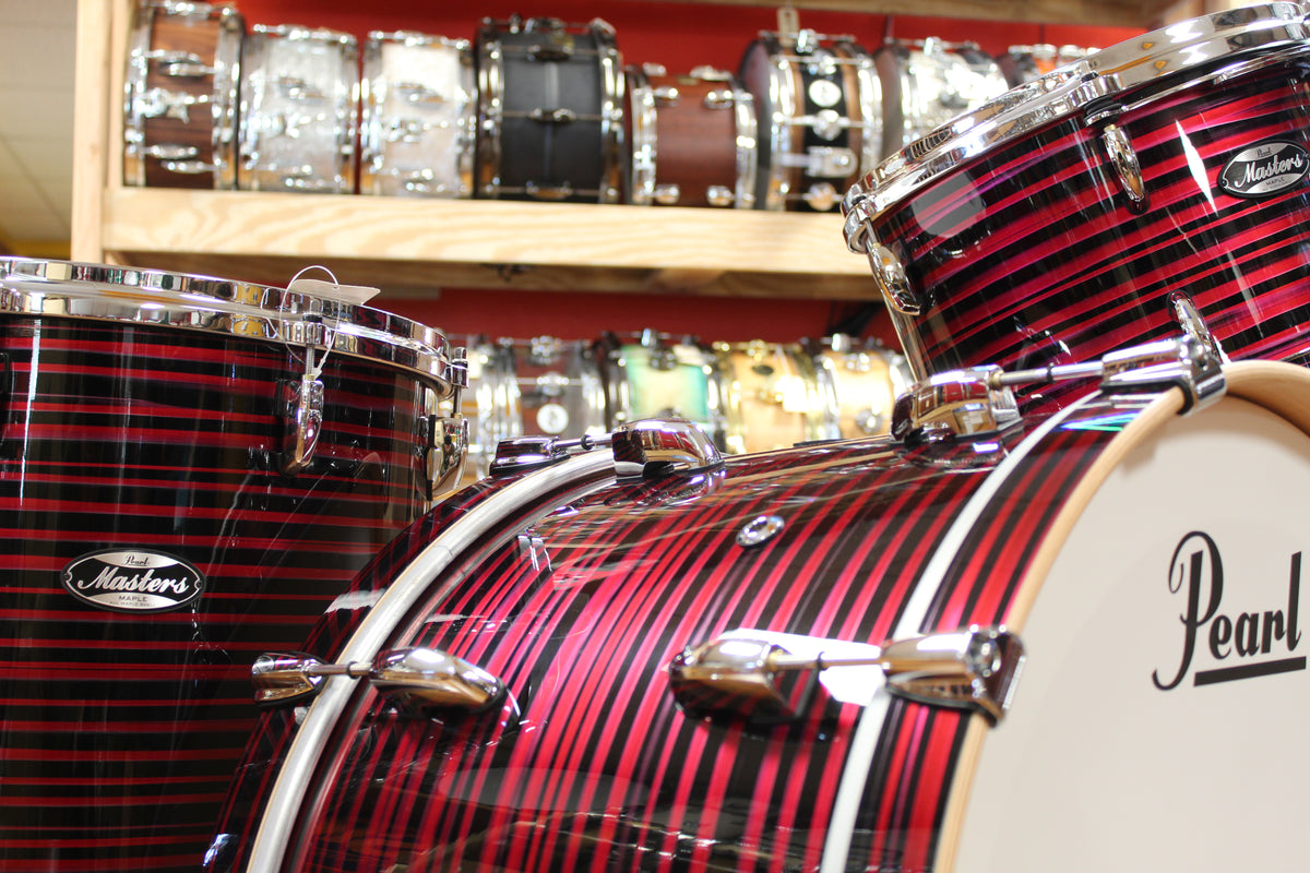 Pearl Masters Maple MM6 9x13 16x16 16x18 14x24 in Red Oyster Swirl