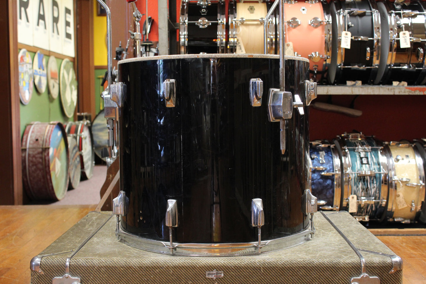 1980s Tama 16x18 Imperialsstar Floor Tom in Piano Black
