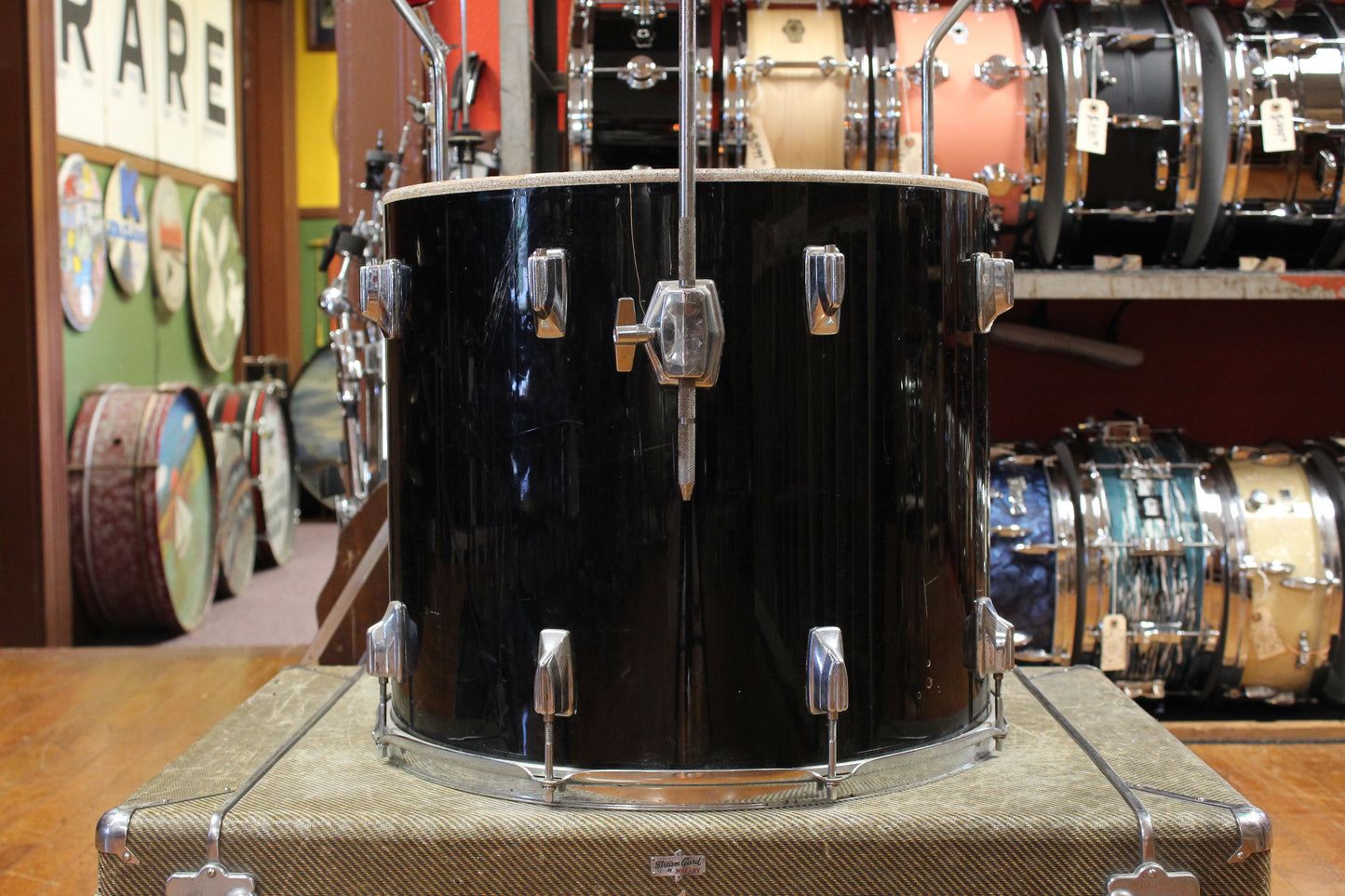 1980s Tama 16x18 Imperialsstar Floor Tom in Piano Black