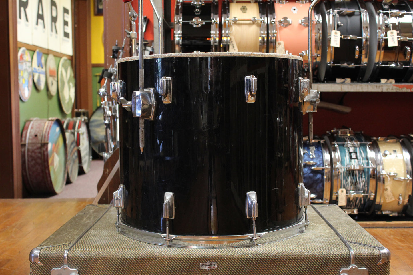 1980s Tama 16x18 Imperialsstar Floor Tom in Piano Black