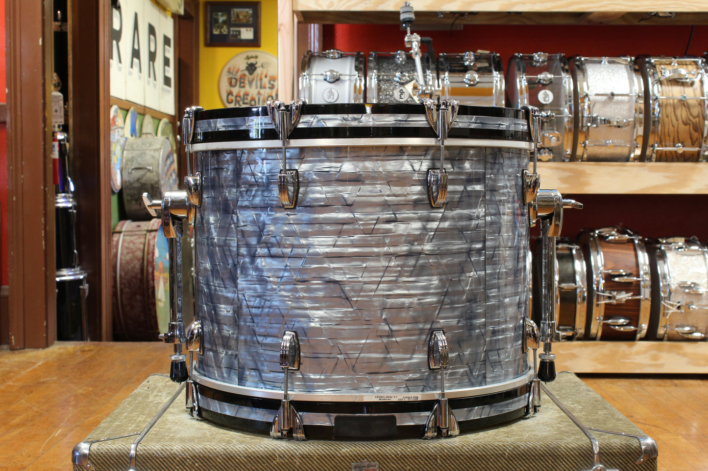 Ludwig Classic Maple Outfit in Sky Blue Pearl 14x20 8x12 14x14