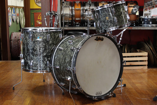 1960s/70s Ludwig Super Classic Outfit in Black Diamond Pearl 14x22 9x13 16x16