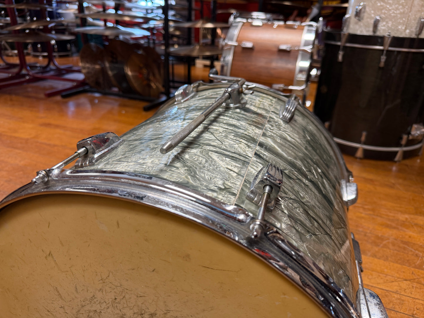 1960s Ludwig 16x18 Floor Tom in Sky Blue Pearl