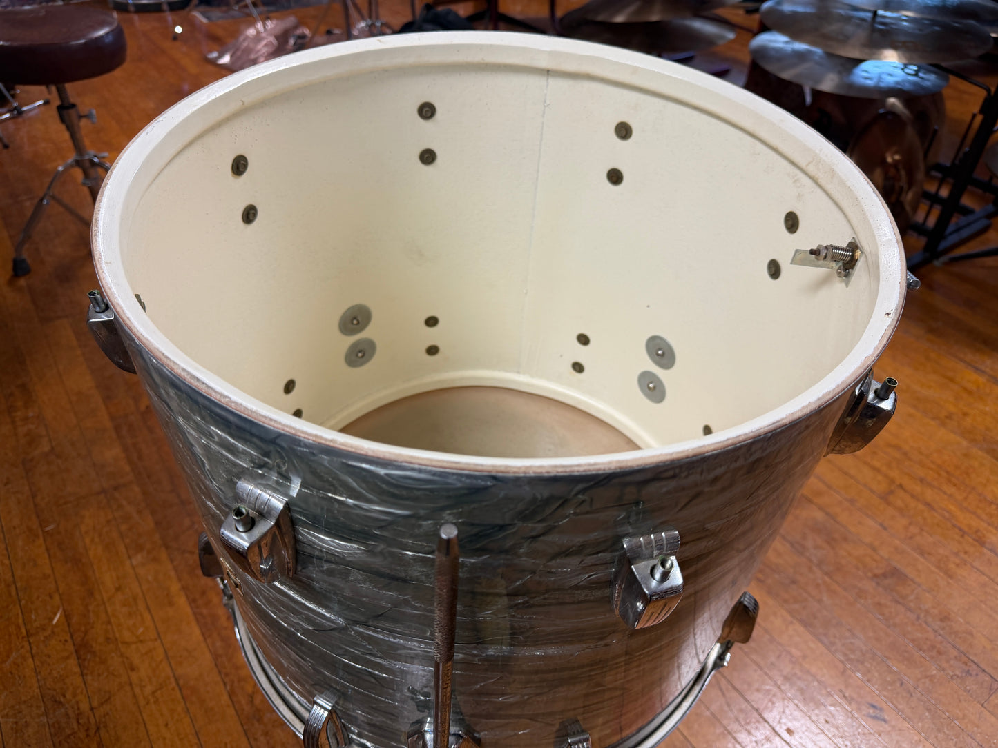 1960s Ludwig 16x18 Floor Tom in Sky Blue Pearl