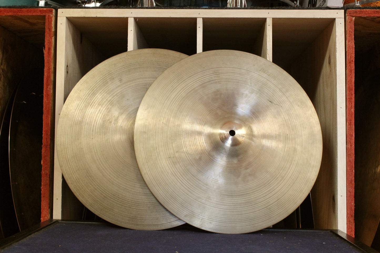 1960s A. Zildjian 15" New Beat Hi-Hats 920/1370g