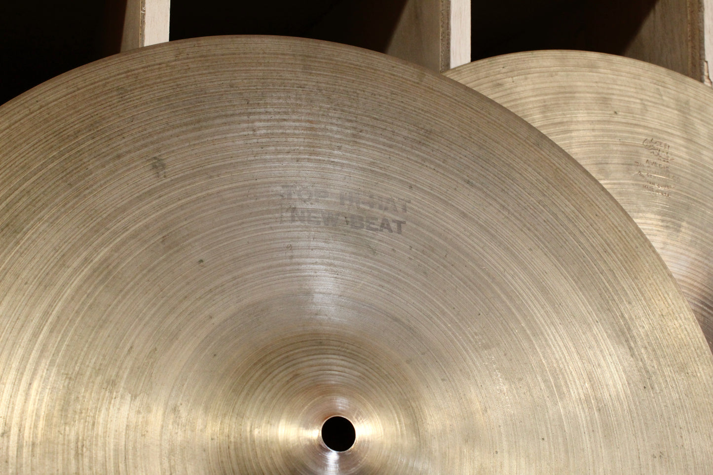 1960s A. Zildjian 15" New Beat Hi-Hats 920/1370g