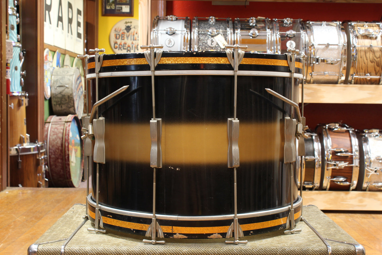 Early 1960s Ludwig Deluxe Club Date Outfit in Black and Gold Duco 14x22 9x13 12x15