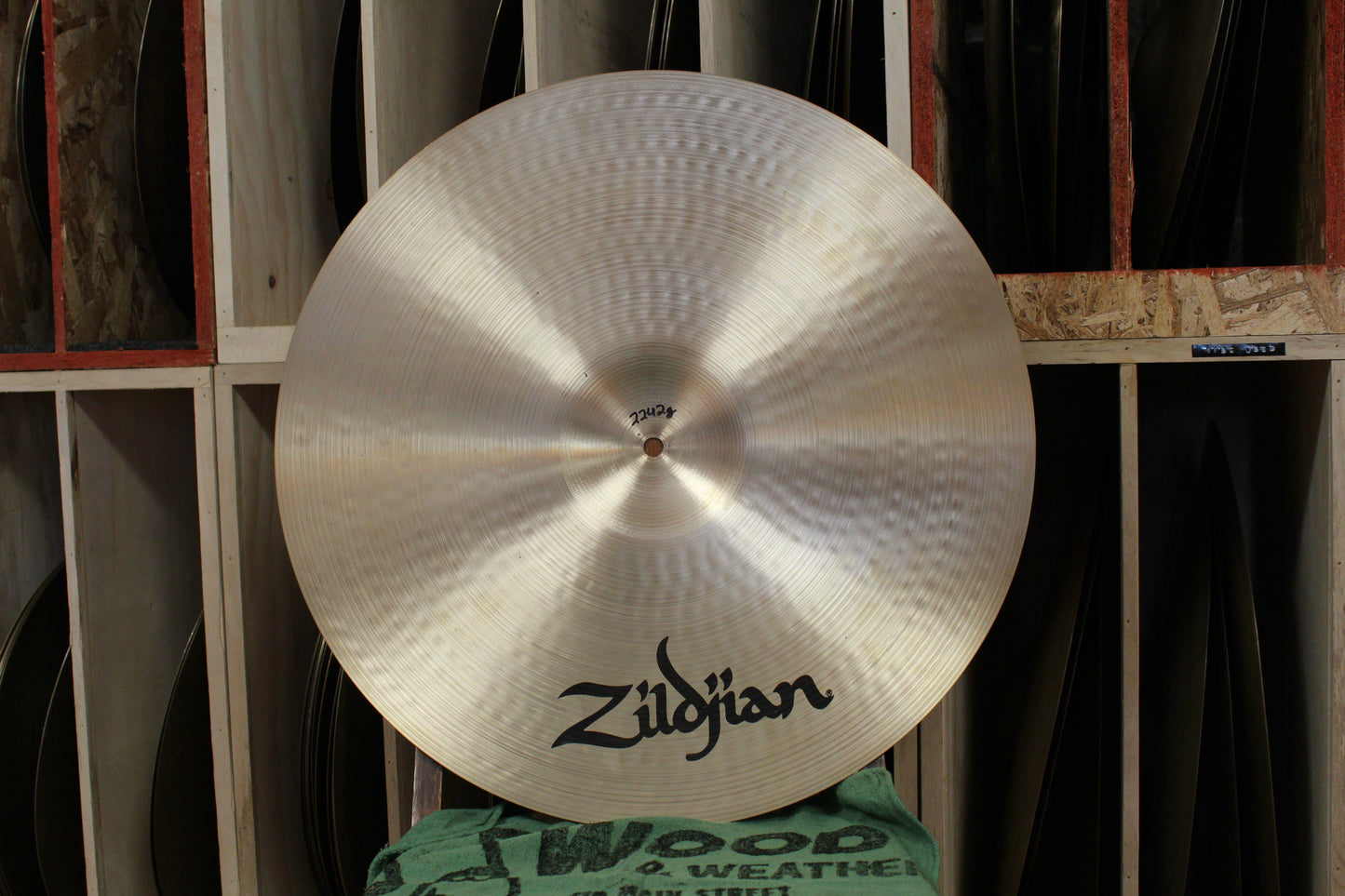Zildjian 20" A Medium Ride 2242g - Used