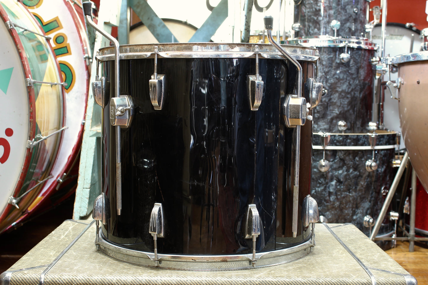 1960's Ludwig 16"x18" Floor Tom in Black (Rewrap)