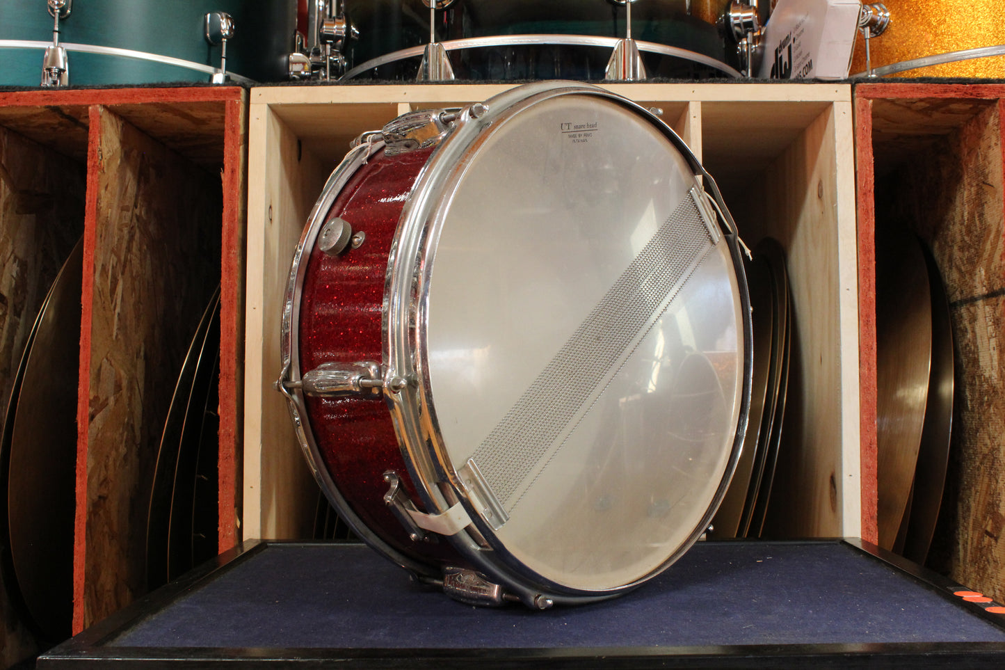 Slingerland 1960s 5.5x14 Deluxe Student Model Snare Drum in Sparkling Red Pearl