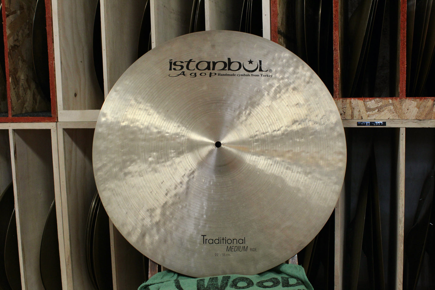 Istanbul Agop 22" Traditional Medium Ride 3139g - Used