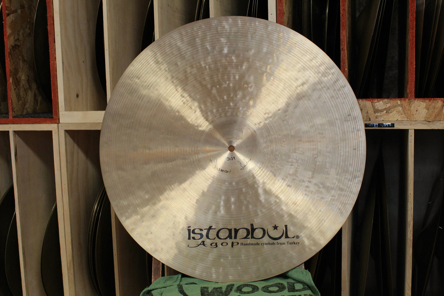 Istanbul Agop 22" Traditional Medium Ride 3139g - Used