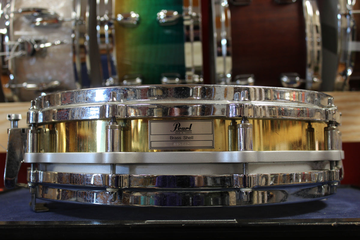 2000s Pearl 3.5x14 Piccolo Free Floater Brass Snare Drum