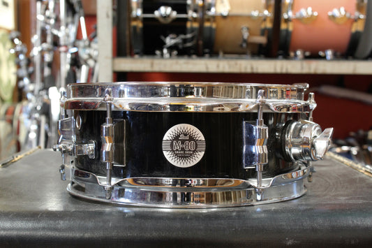 Pearl 4x10 M-80 Snare Drum in Black