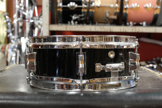 Pearl 4x10 M-80 Snare Drum in Black