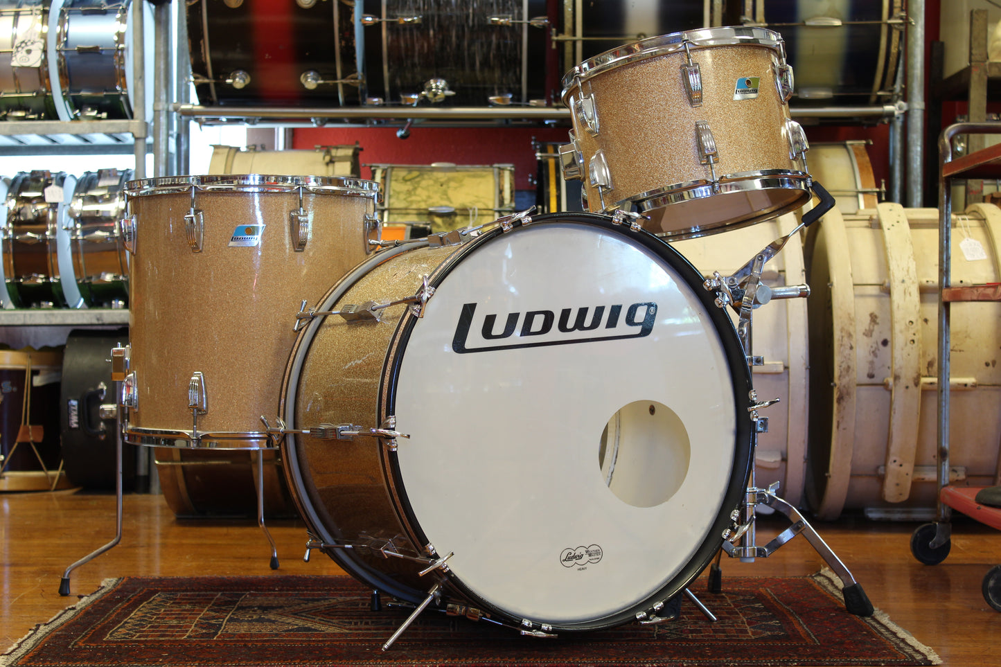 1960/70's Ludwig Super Classic style outfit in Champagne Sparkle 14x22 16x16 9x13