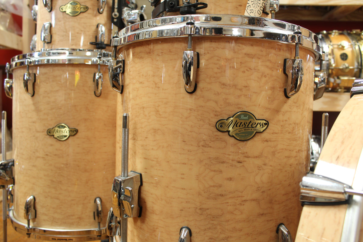 Pearl Masters Maple in Birdseye 7x8 8x10 9x12 14x14 16x16 18x22
