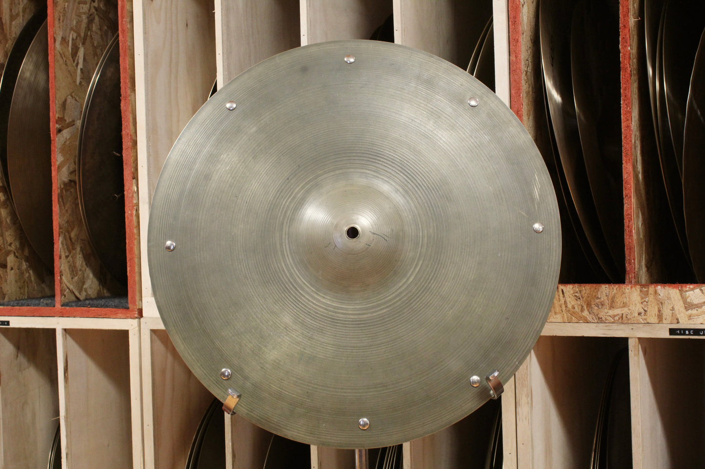 1960s A. Zildjian 18" Sizzle Ride / Concert Cymbal 2054g