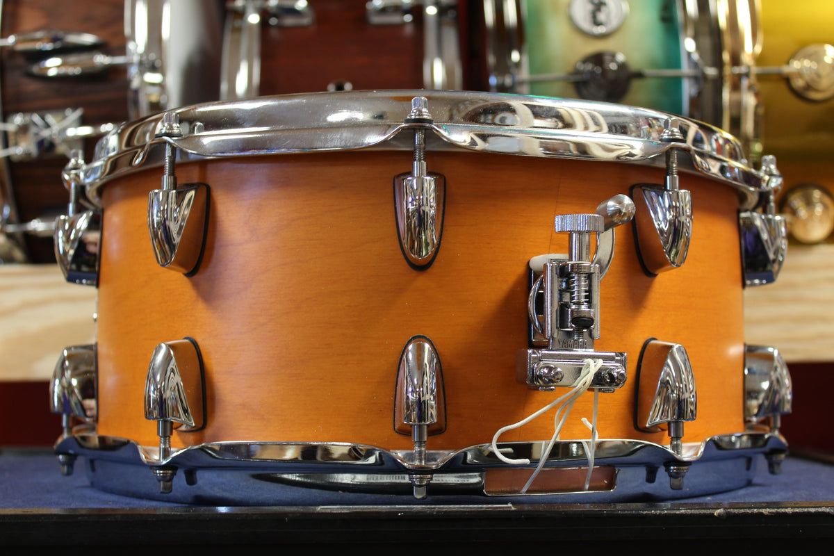Yamaha 6.5x14 Tour Custom Snare Drum in Caramel Satin