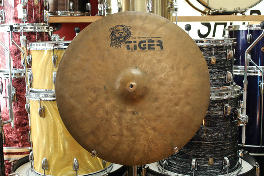 Vintage UFIP 22" Tiger Ride 3029g