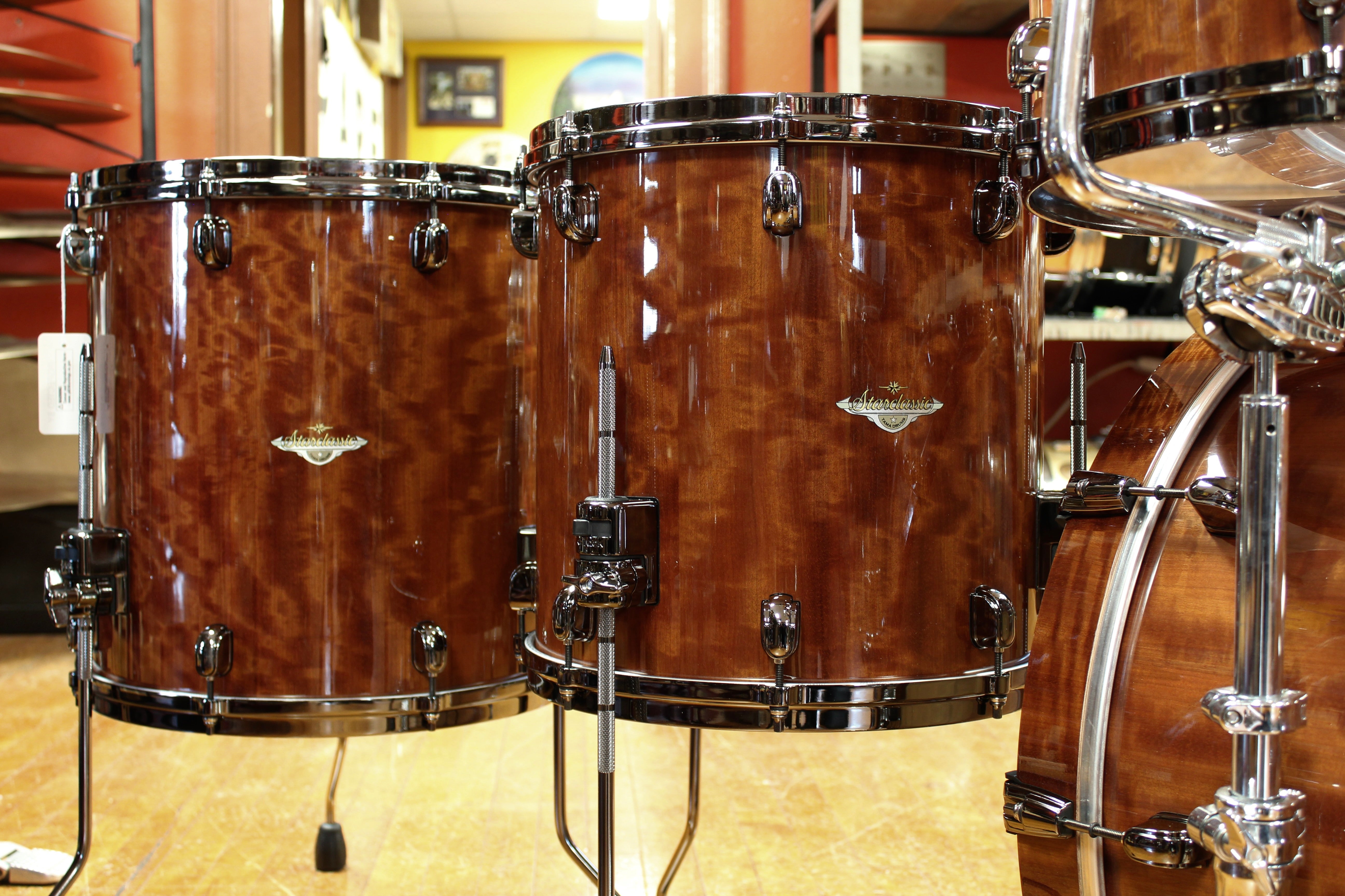 Tama Starclassic Bubinga 5-piece Figured Gloss African Cherry Tama Starclassic Bubinga 5-piece Figured Gloss African Cherry