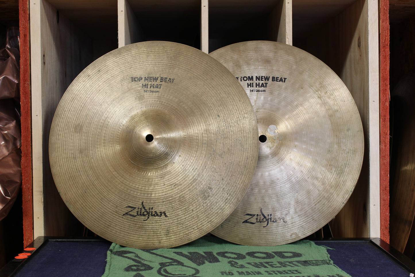 1980s Zildjian 14" A New Beat Hi-Hats 1109/1357g