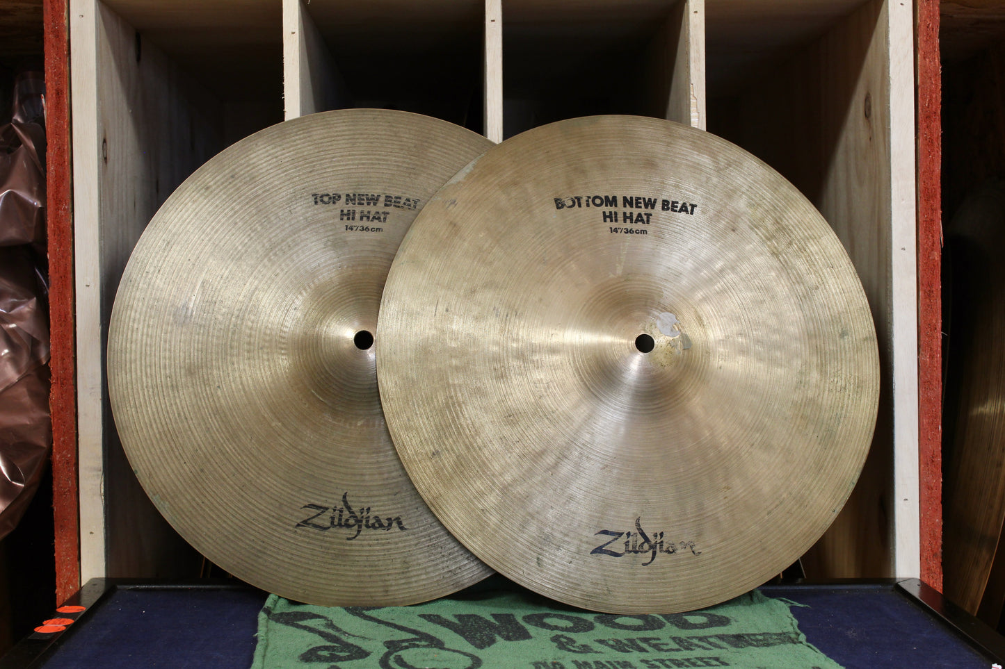 1980s Zildjian 14" A New Beat Hi-Hats 1109/1357g