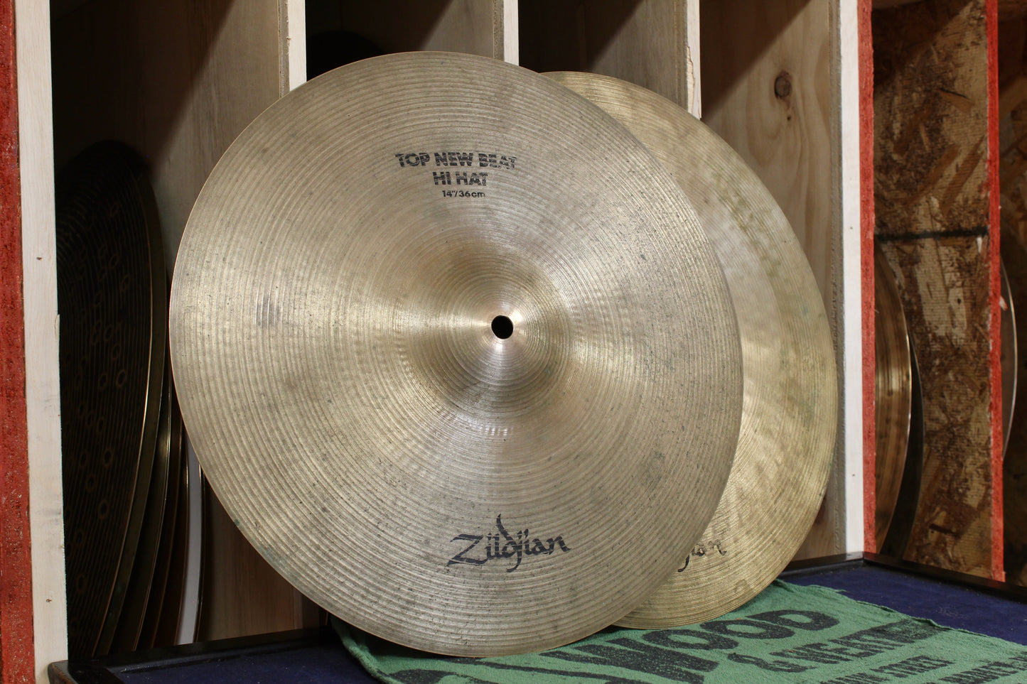 1980s Zildjian 14" A New Beat Hi-Hats 1109/1357g