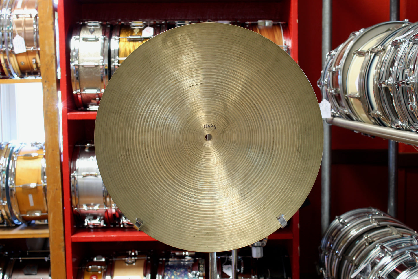 1970s A. Zildjian 18" Flat-Top Medium Crash 1862g