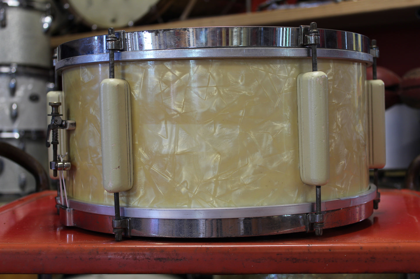 1944 Ludwig 6.5"x14" Victory Snare Drum in White Marine Pearl