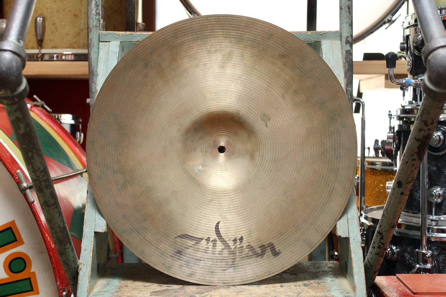 Used Zildjian 18" A Thin Crash 1338g