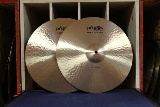 Paiste 15" 602 Modern Essentials Hi-Hats 1081/1300g