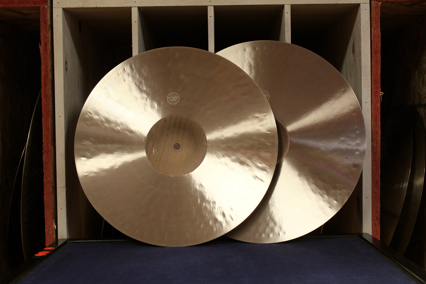 Paiste 15" 602 Modern Essentials Hi-Hats 1081/1300g