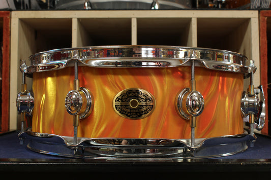Montineri Custom Drums 5x14 Snare Drum in Orange Satin Flame
