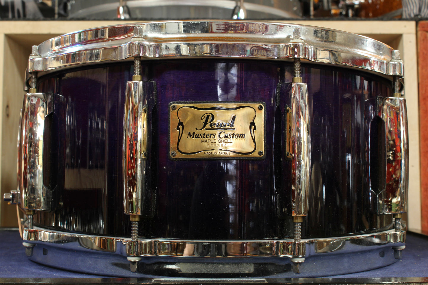 Pearl 6.5x14 Masters Custom Maple Snare Drum in Purple Fade