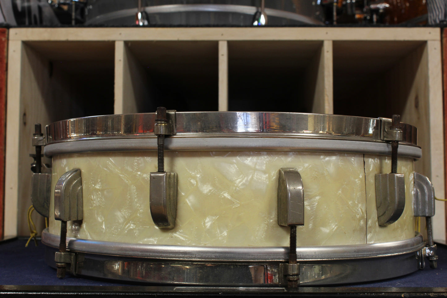 1947 Leedy 4x14 Broadway New Era Snare Drum in White Marine Pearl