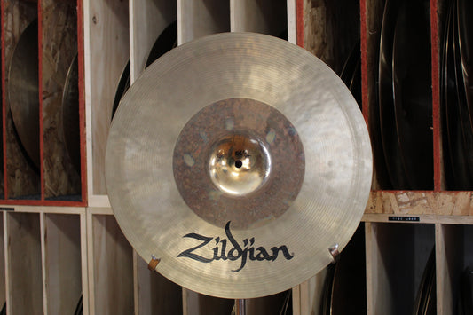 Zildjian 17" K Custom Hybrid Crash 1064g - Used