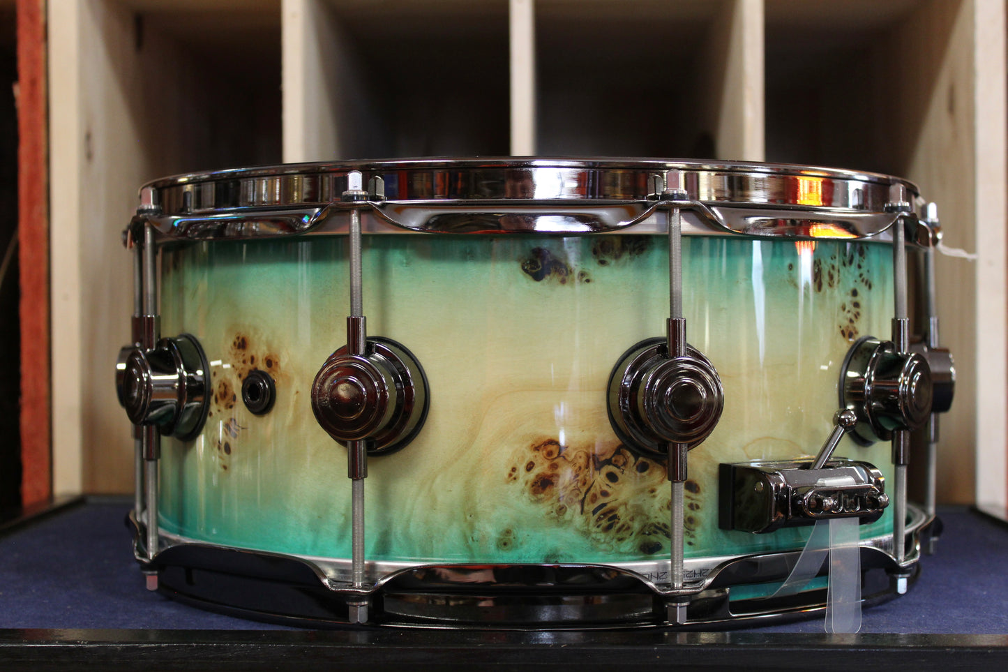 DW 6x14 Collectors Series Exotic Natural to Blue Burst Over Mapa Burl w/ Black Nickel HW