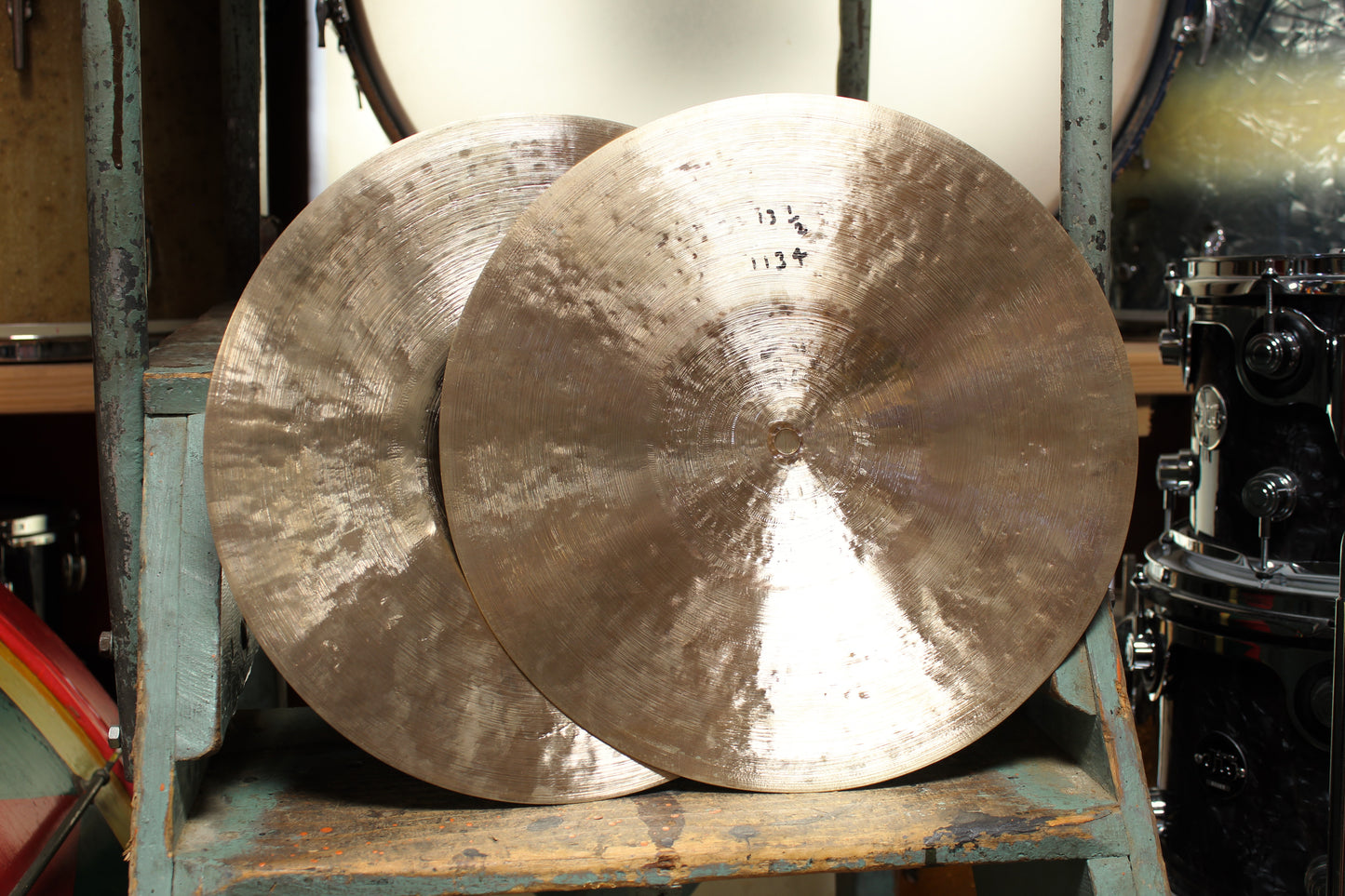 Quiqeg 13 1/4" & 13 1/2" Big Bell Hi-Hats 910/1134g