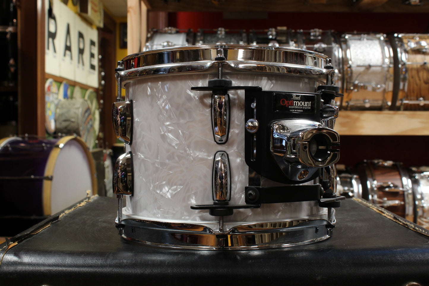 Pearl Professional Series Outfit in White Marine Pearl 18x22 8x10 8x12 9x13 16x18 16x16