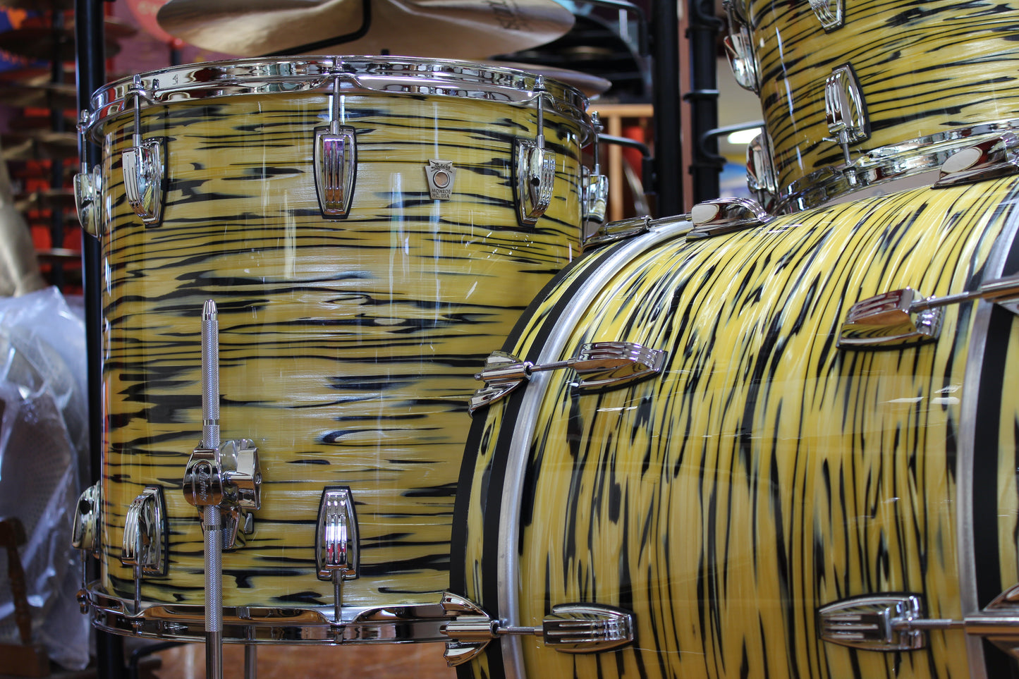 '23 Ludwig Classic Maple in Lemon Oyster 14x22 16x16 9x13