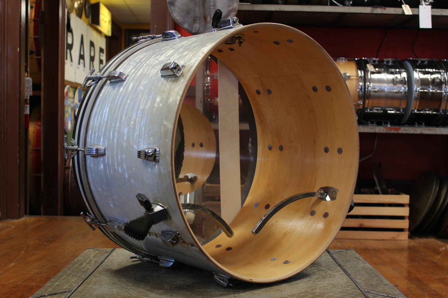 1970s Ludwig Big Beat Outfit in White Marine Pearl 14x22 8x12 9x13 16x16