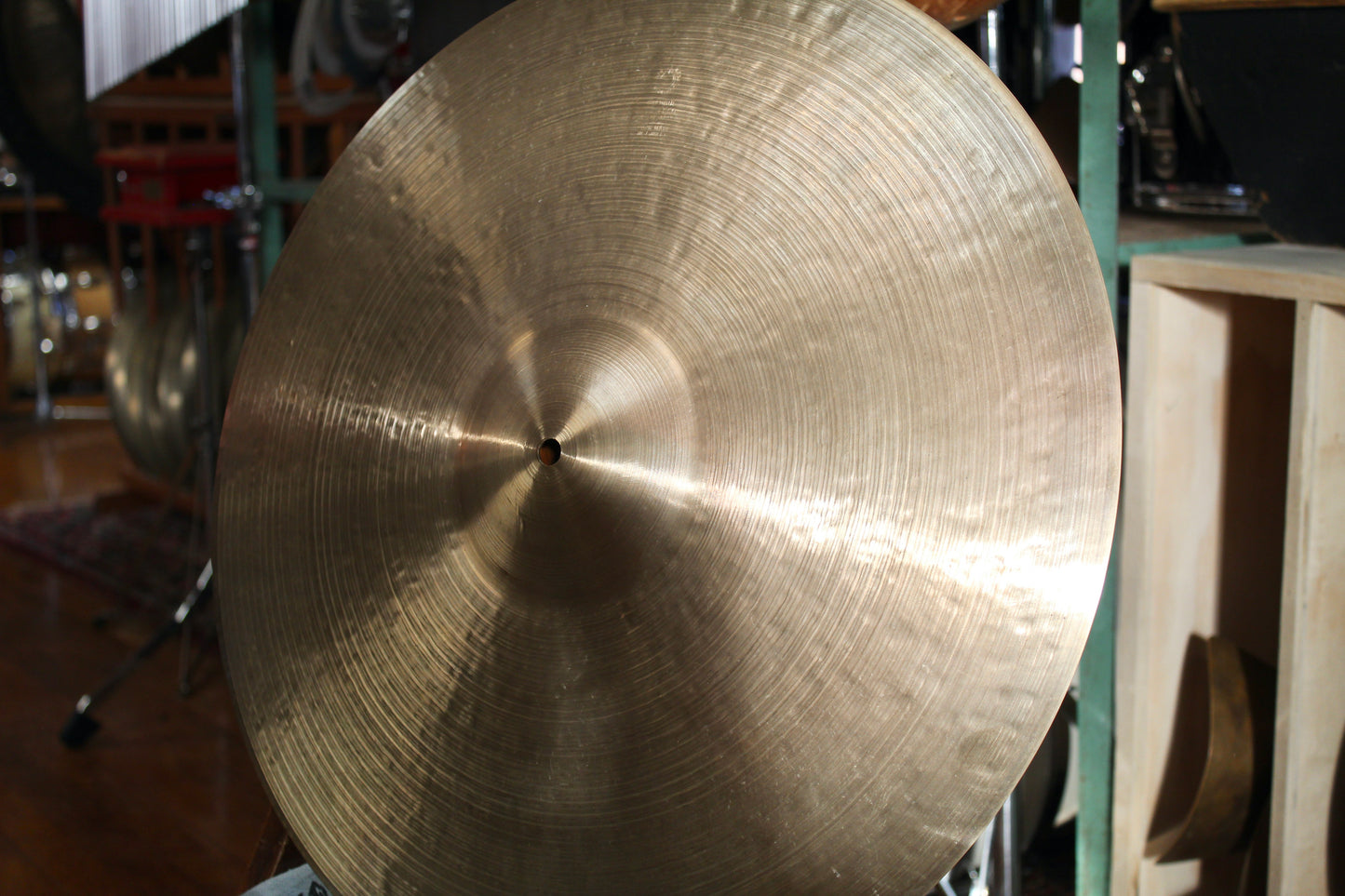 Used Istanbul 20" Pre-Split Medium Ride 2136g