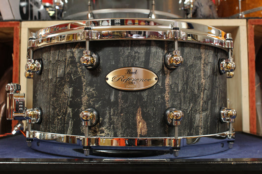 Pearl Reference One 6.5"x14" Snare Drum in Satin Charred Oak