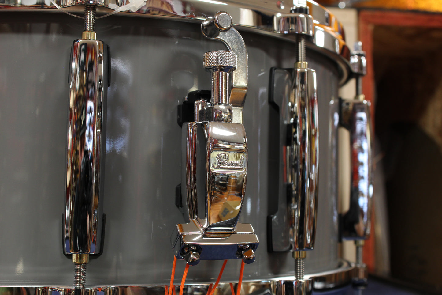 Pearl Masters Maple Pure 6.5"x14" Snare Drum in Putty Grey