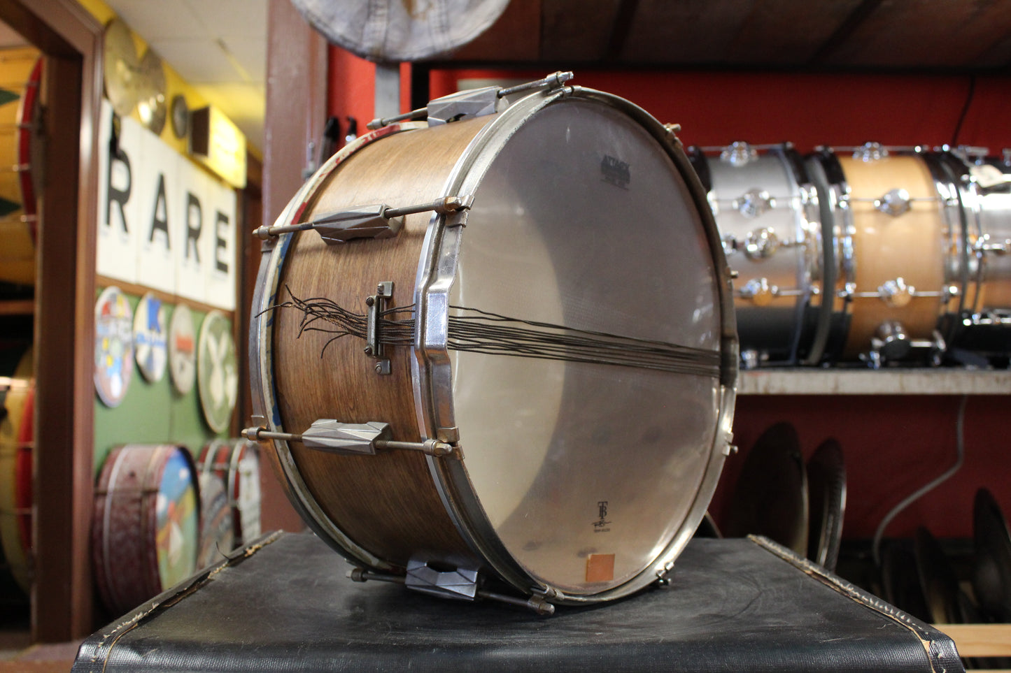 1930s Gretsch 7x14 Broadkaster Snare Drum in Walnut