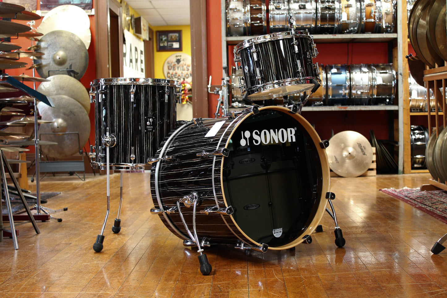 Sonor Prolite Vintage Maple in Ebony White Stripes 16x20 14x14 8x12