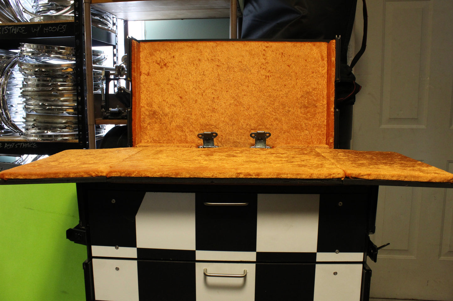 G.O.M.C. Custom Workbox Roadcase 19x28x34