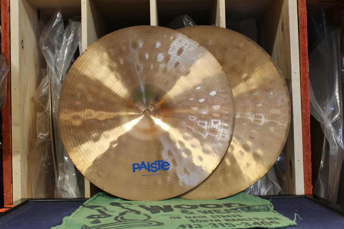 1980s Paiste 14" 2000 Medium Hi-Hats 788/1043g
