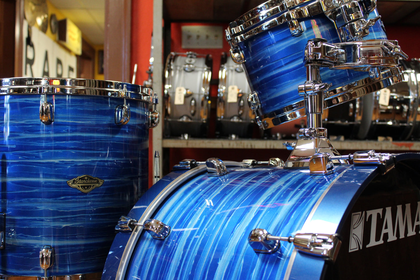Tama Starclassic Walnut Birch Outfit in Ocean Blue Ripple Lacquer 14x20 8x12 14x14